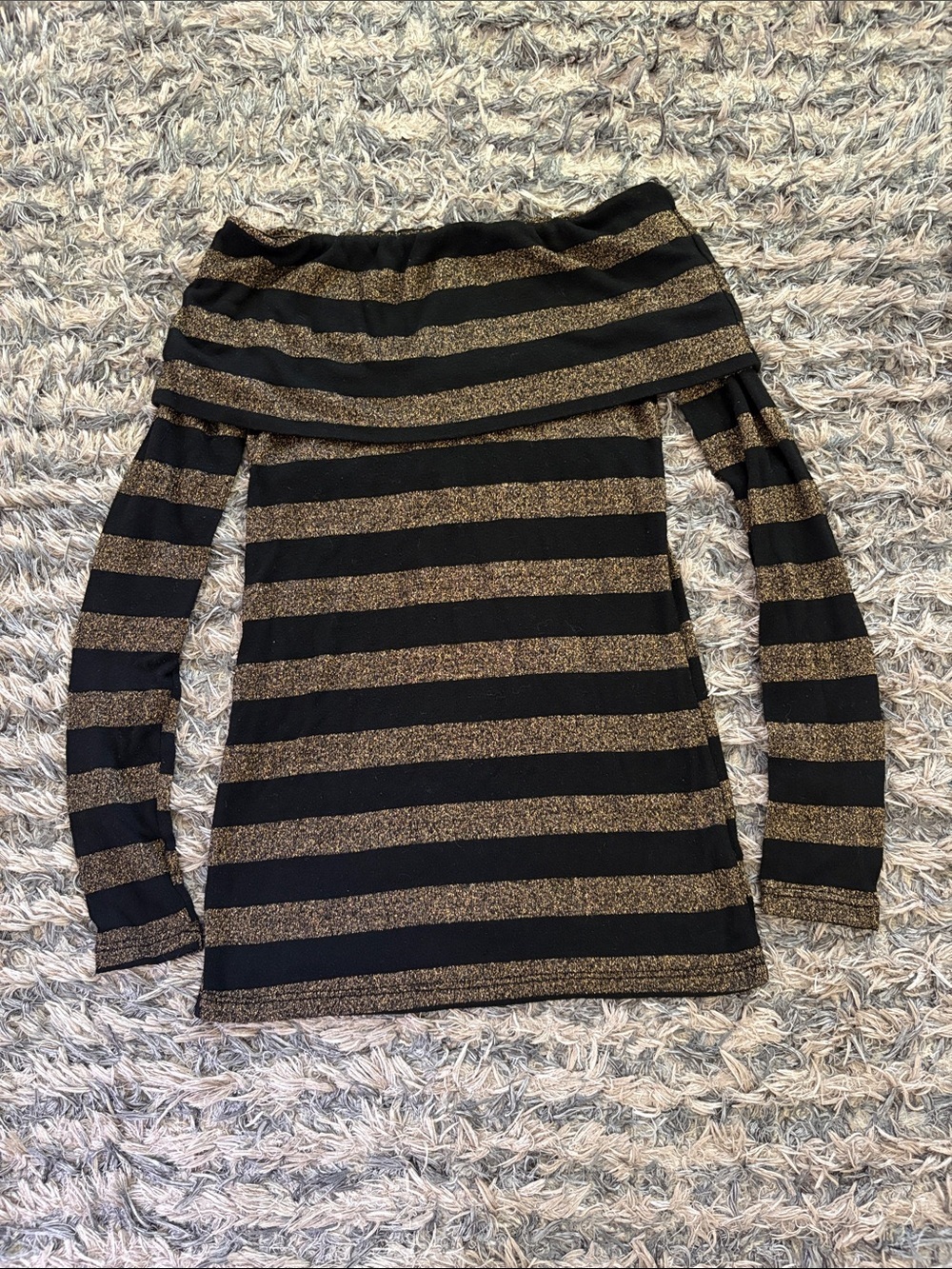 Metallic Gold and Black Striped Off-Shoulder Top Size S